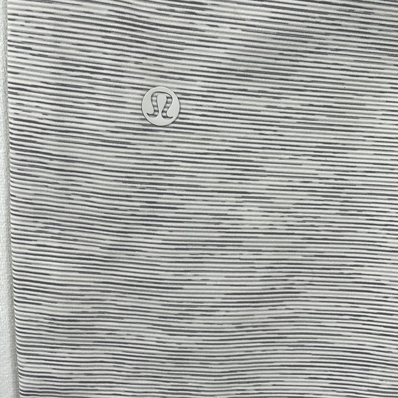 Lululemon Pants Drawstring 4 Gray and White Fabric - Picture 4 of 10